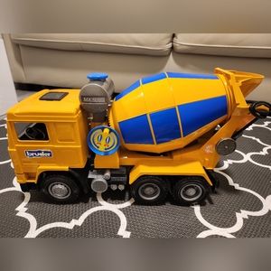 Bruder cement mixer truck toy